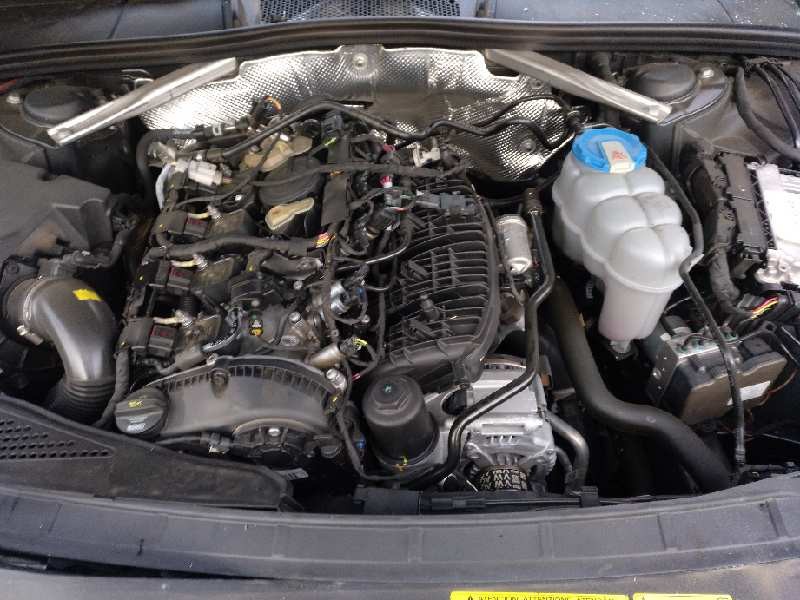 audi a4 berlina (8w2) del año 2016