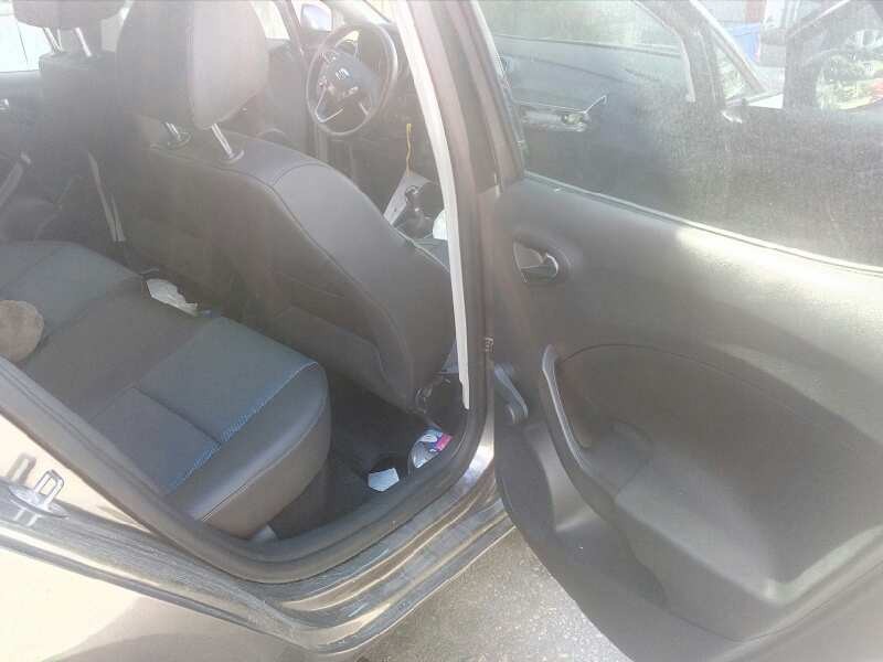 seat ibiza (6p1) del año 2016