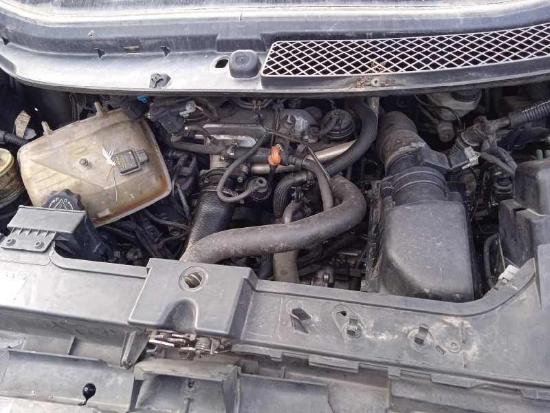 peugeot 807 del año 2005