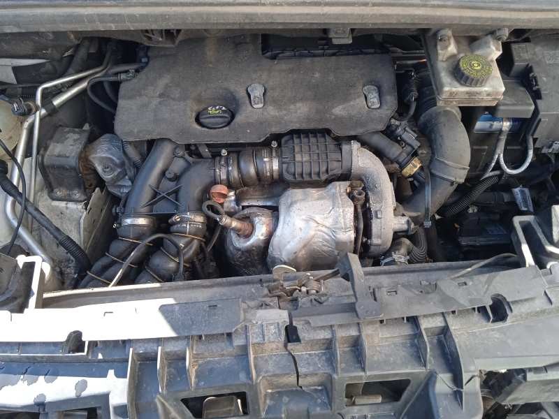 peugeot 5008 del año 2011