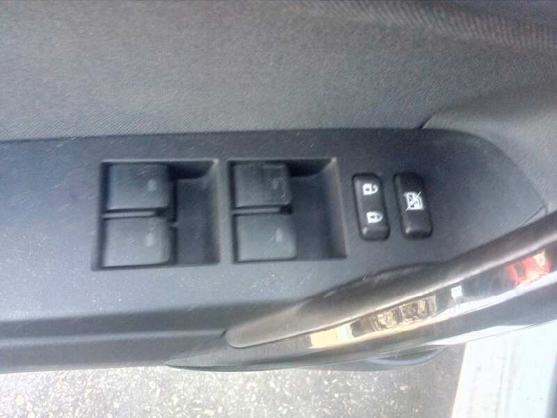 toyota auris del año 2016