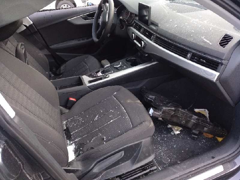 audi a4 berlina (8w2) del año 2016