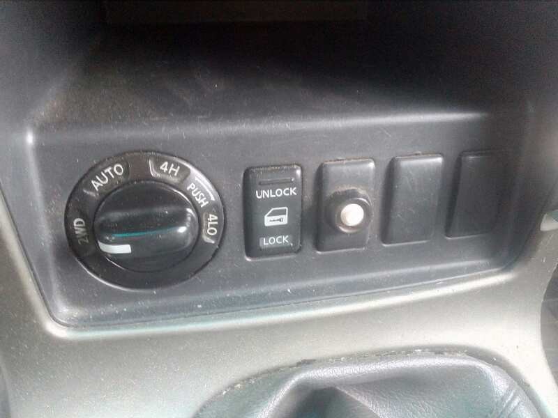 nissan pathfinder (r51) del año 2008