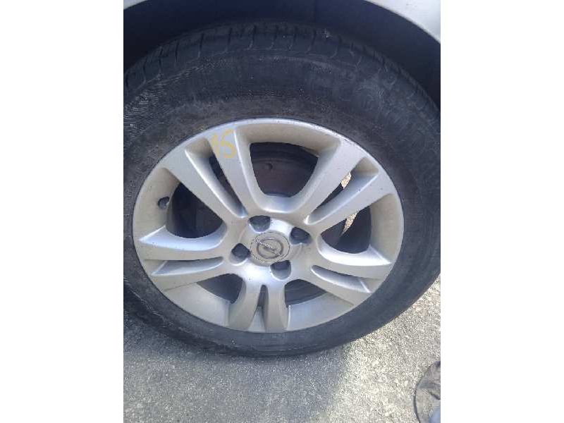 opel corsa d del año 2010