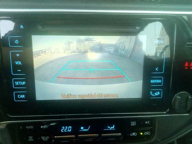 toyota auris del año 2016