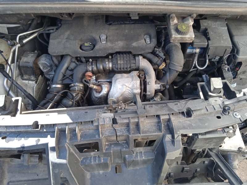 peugeot 5008 del año 2011