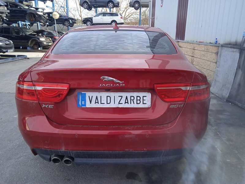 jaguar xe del año 2015