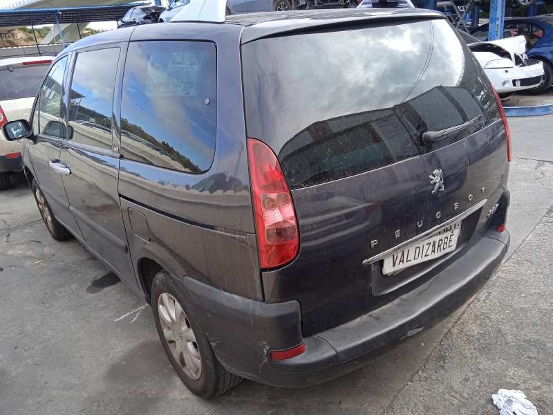 peugeot 807 del año 2005