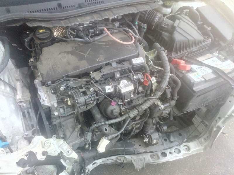 toyota auris del año 2016