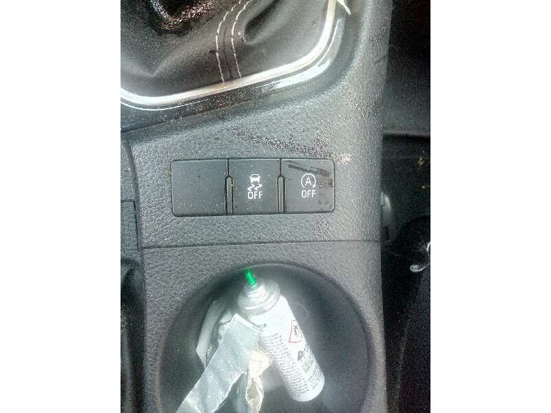 toyota auris del año 2016