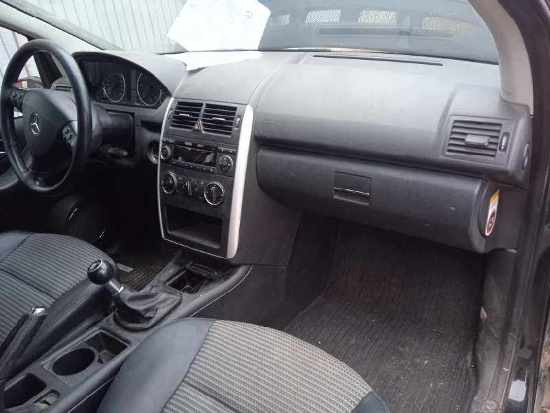 mercedes-benz clase a (w169) del año 2005