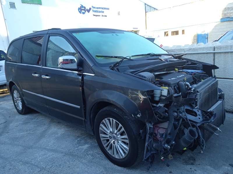 lancia voyager (404) del año 2012