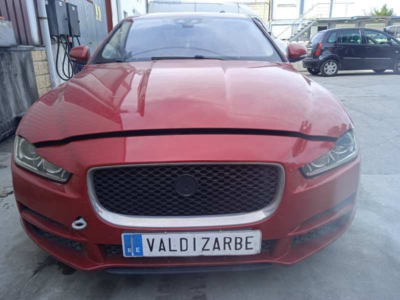jaguar xe del año 2015
