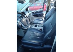 lancia voyager (404) del año 2012 2