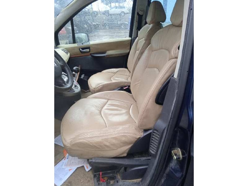 lancia phedra (180) del año 2002