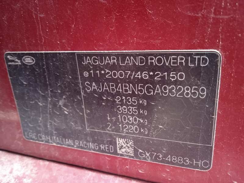 jaguar xe del año 2015