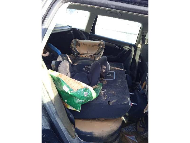 volkswagen passat variant (365) del año 2014