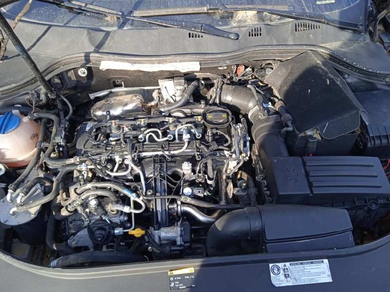 volkswagen passat variant (365) del año 2014