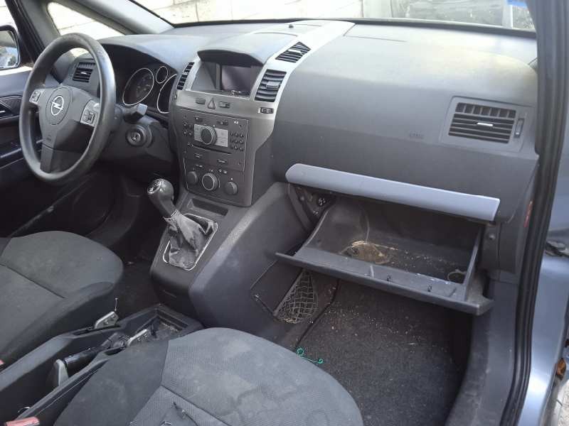 opel zafira b del año 2006