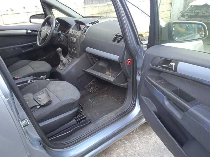 opel zafira b del año 2006