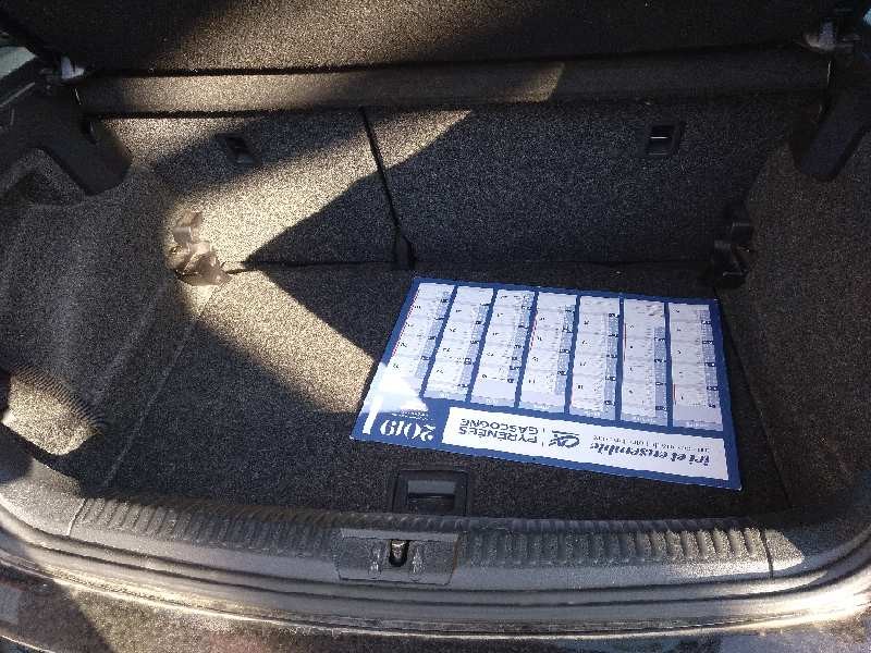 volkswagen polo (6r1) del año 2011