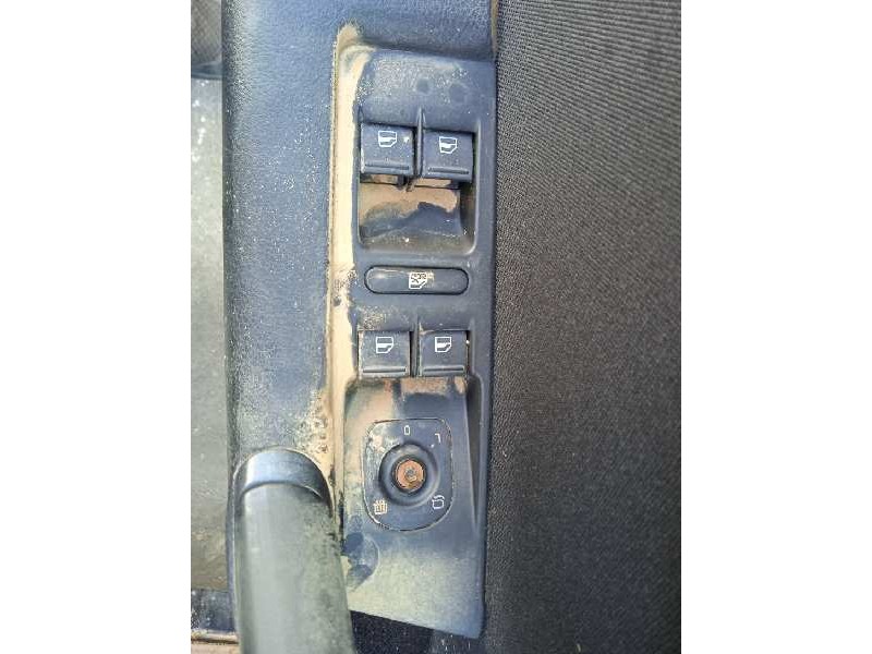 volkswagen passat variant (365) del año 2014