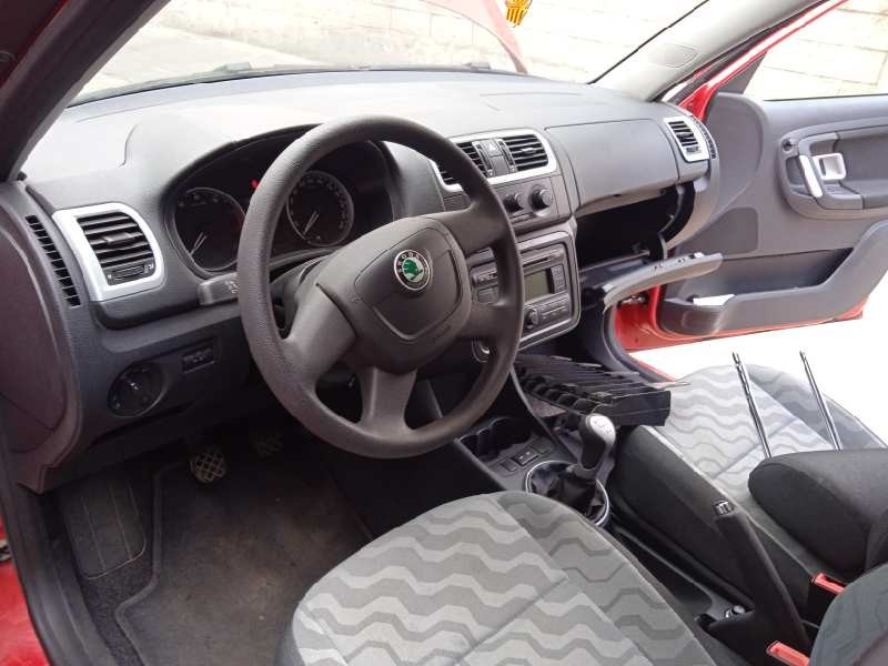 skoda fabia (5j2 ) del año 2010