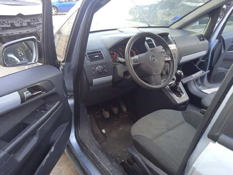 opel zafira b del año 2006
