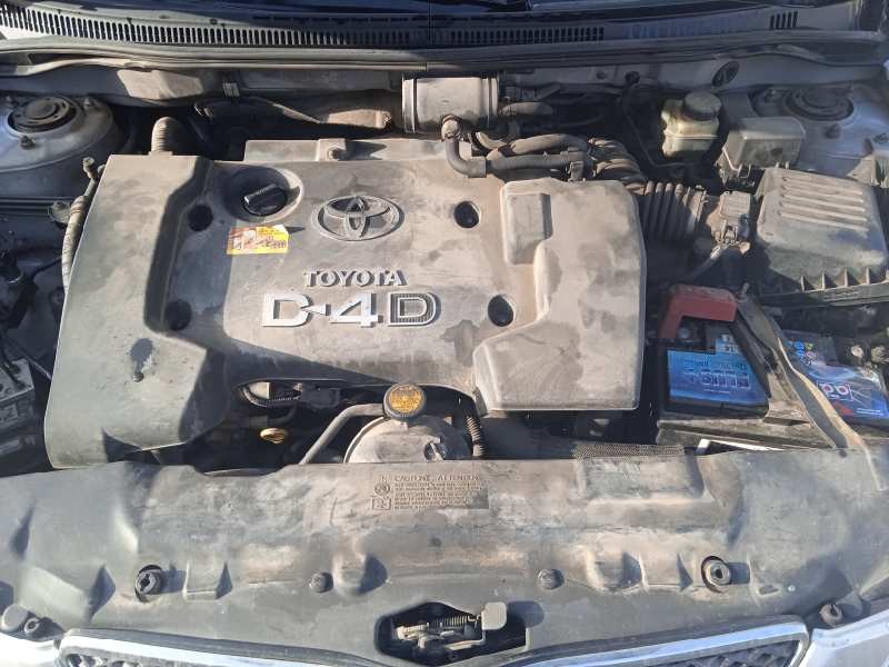 toyota corolla (e12) del año 2004