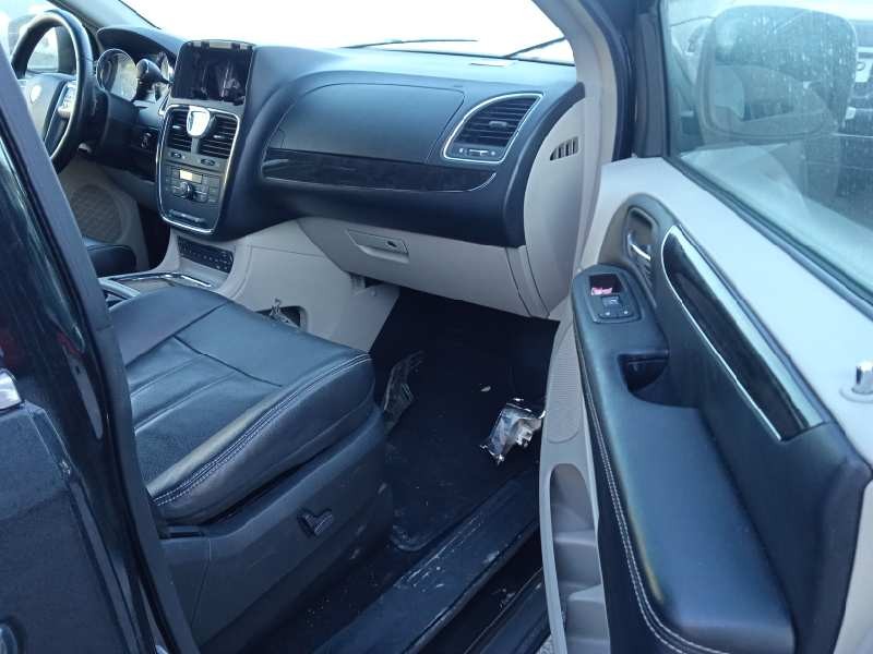 lancia voyager (404) del año 2012