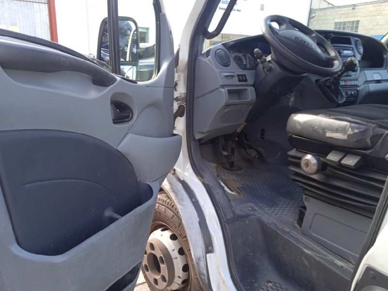 iveco daily caja abierta del año 2008