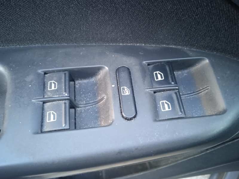 volkswagen touran (1t2) del año 2009