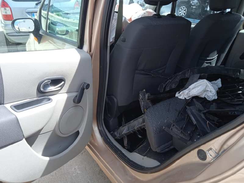 renault modus del año 2005