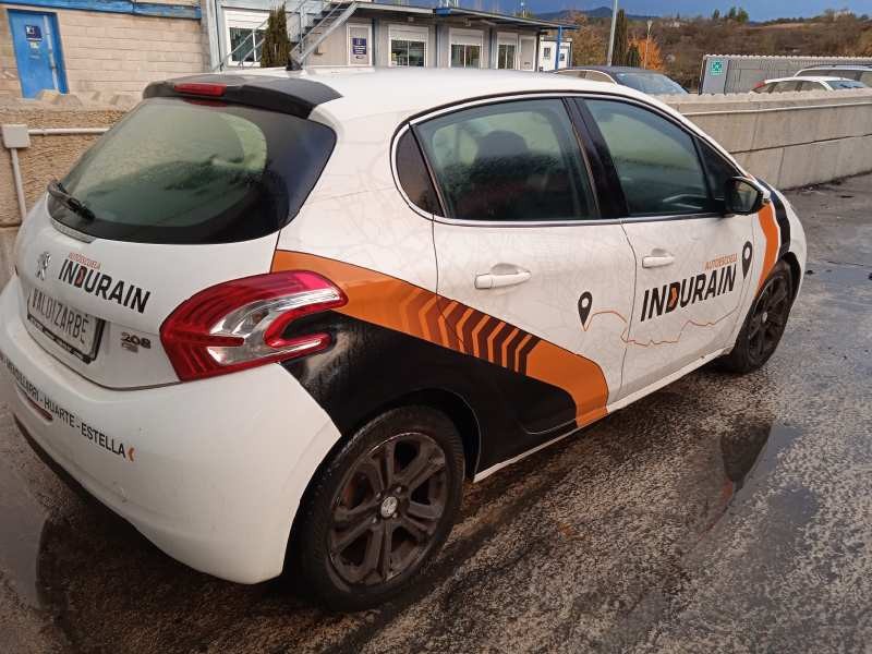 peugeot 208 del año 2013