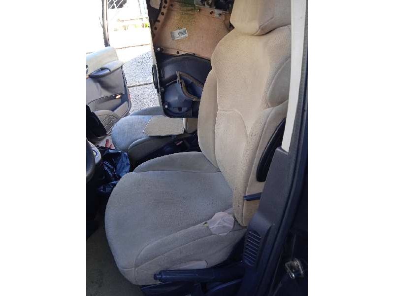 lancia phedra (180) del año 2005