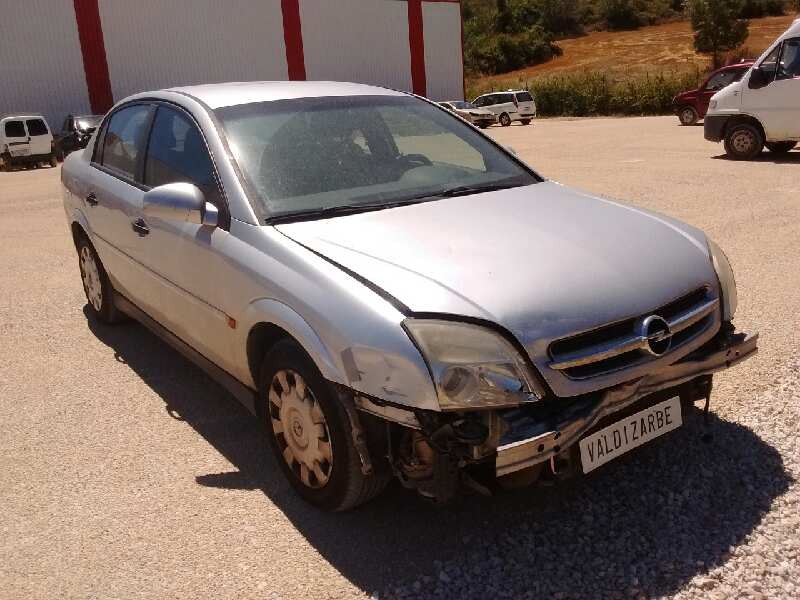 opel vectra c berlina del año 2003