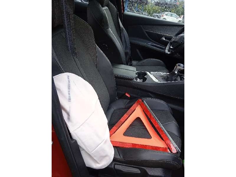 peugeot 3008 del año 2019