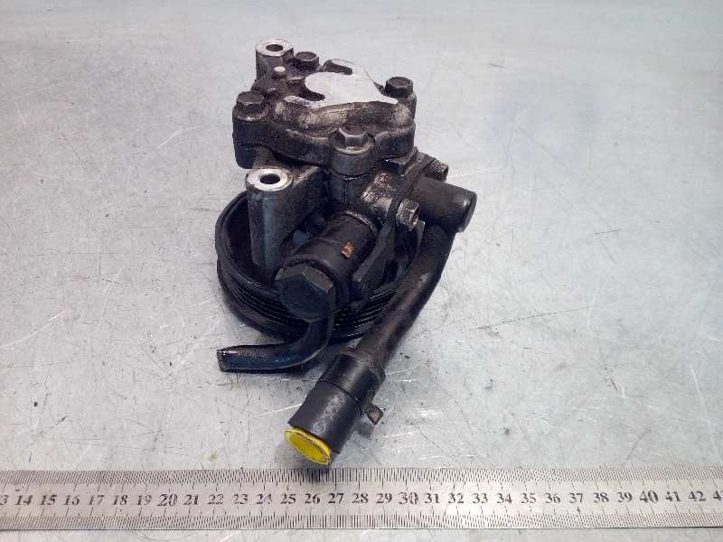 Recambio de bomba direccion para kia rio 1.5 crdi ex2 referencia OEM IAM 571001G110  