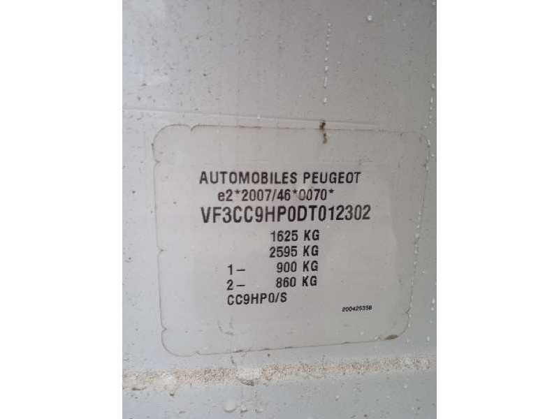 peugeot 208 del año 2013