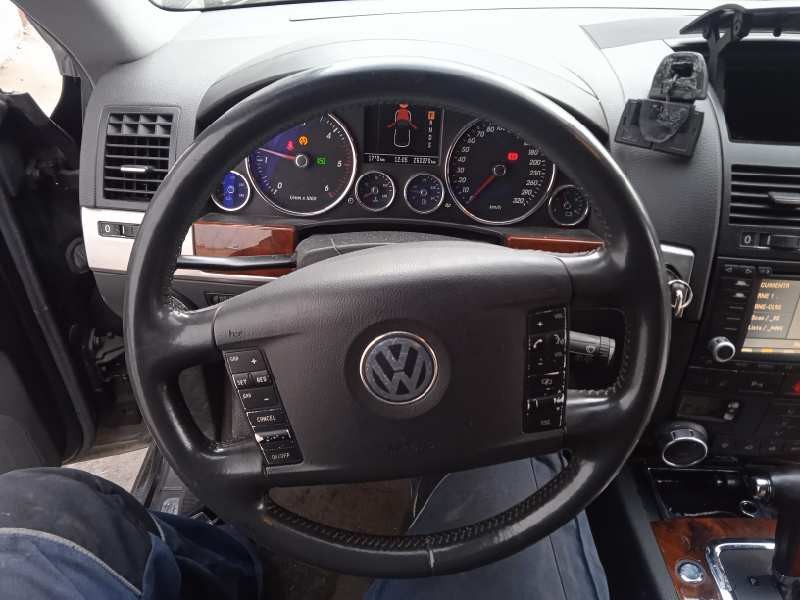 volkswagen touareg (7la) del año 2003