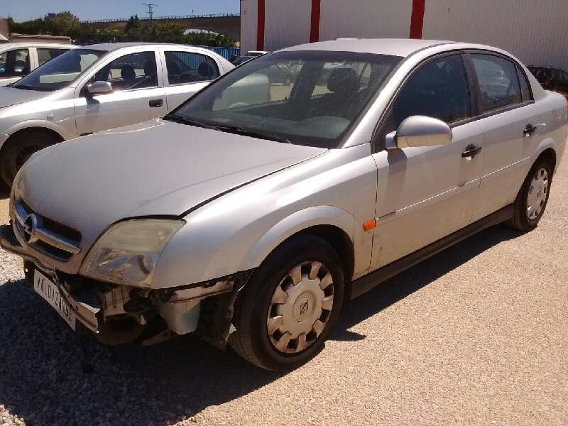 opel vectra c berlina del año 2003