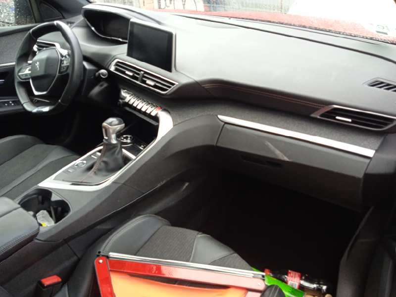 peugeot 3008 del año 2019