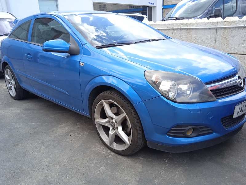 opel astra gtc del año 2007