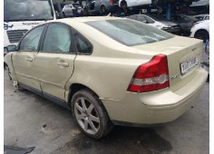 volvo s40 berlina del año 2004 2