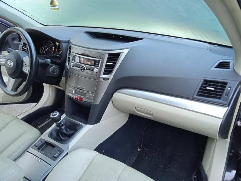 subaru legacy kombi/outback b14 del año 2011