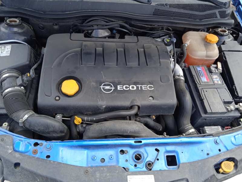 opel astra gtc del año 2007