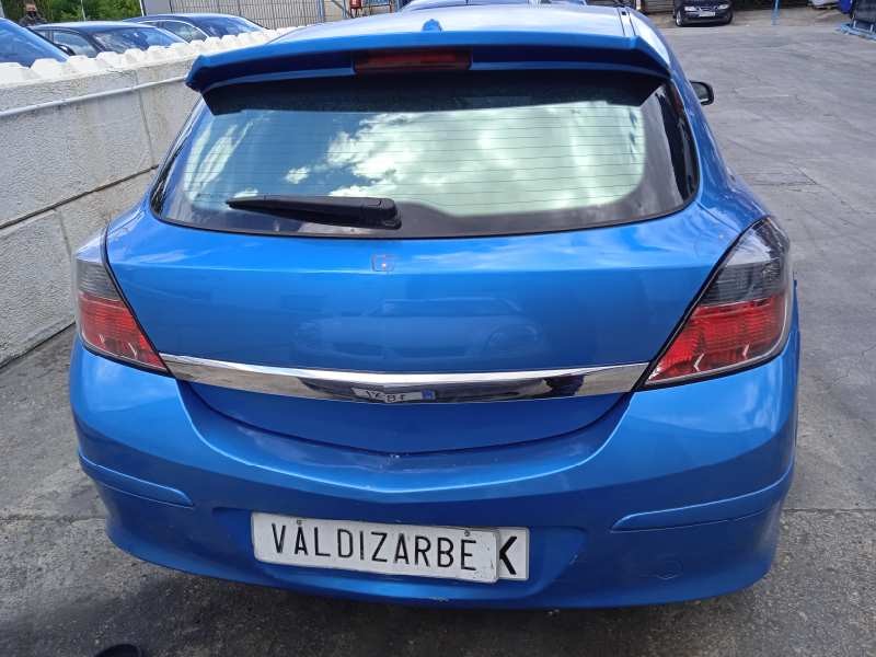 opel astra gtc del año 2007