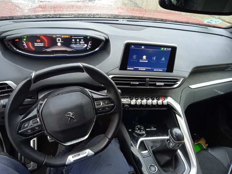 peugeot 3008 del año 2019