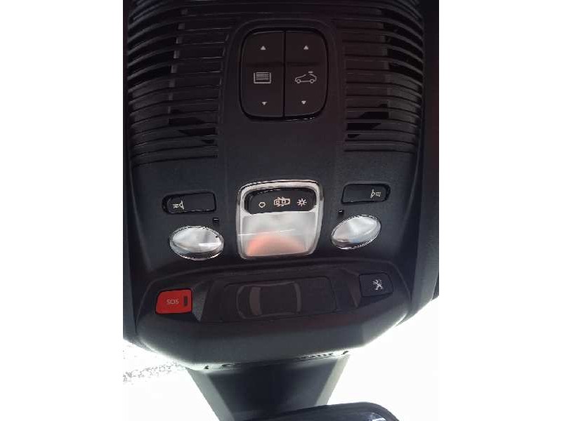 peugeot 3008 del año 2019