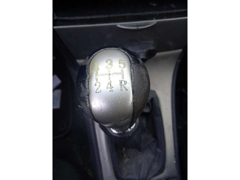 toyota corolla (e12) del año 2006